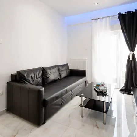 Monochrome Style 1bdrm Apt Close To City Center Appartement Thessalonique